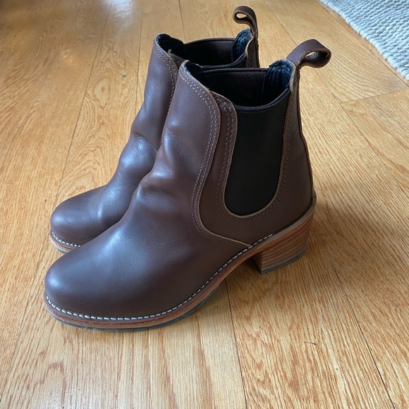 Red Wing Heritage Chelsea Boots - Picture 10 of 11